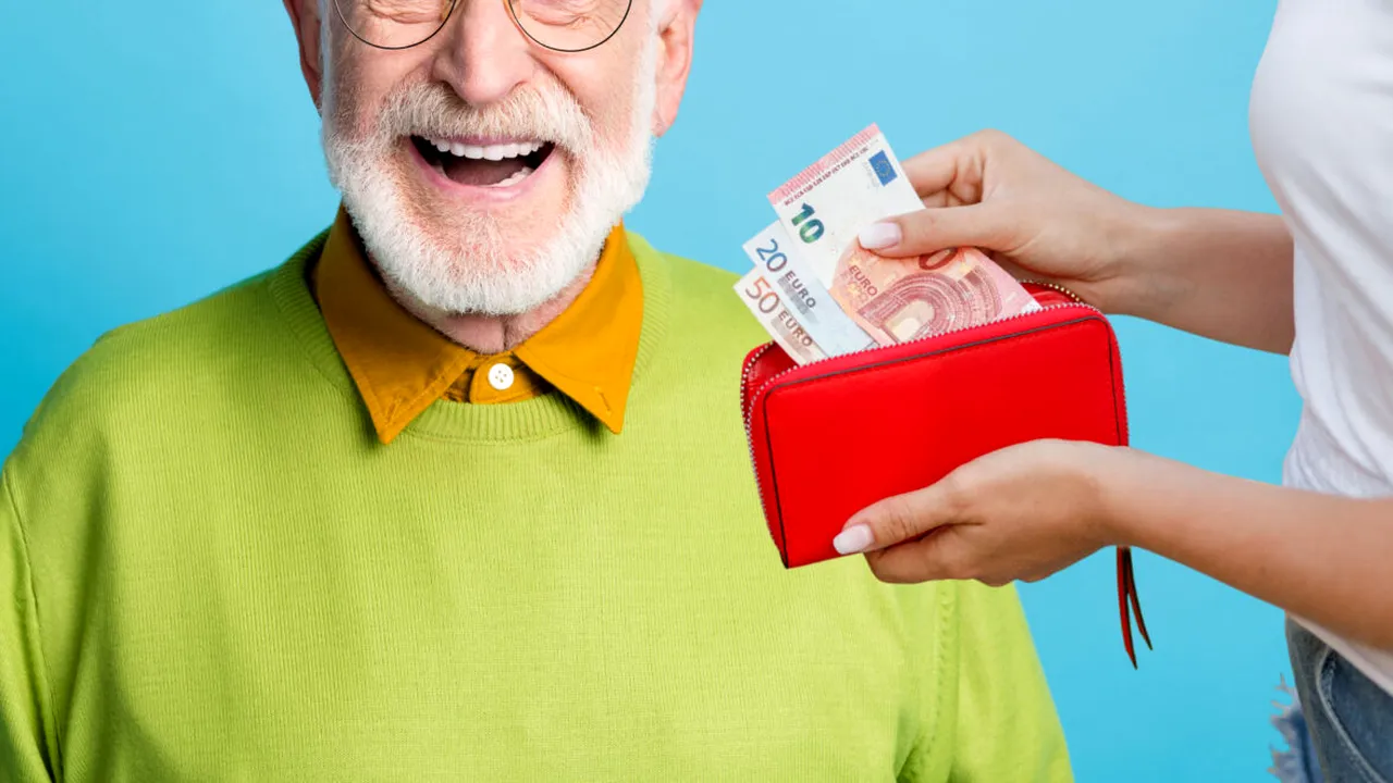 Ideea unui pensionar a uimit o comunitate întreagă din Germania. Localnicii plătesc 3,5 euro: „Este, într-adevăr, bizar”