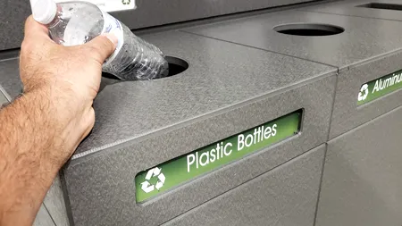 Se modifică sistemul de reciclare în România. Ce trebuie să știe toți cei care returnează sticle