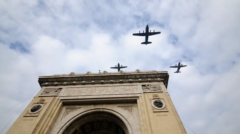 Un avion și șase elicoptere ale MAI vor survola Piața Arcului de Triumf la parada de 1 Decembrie
