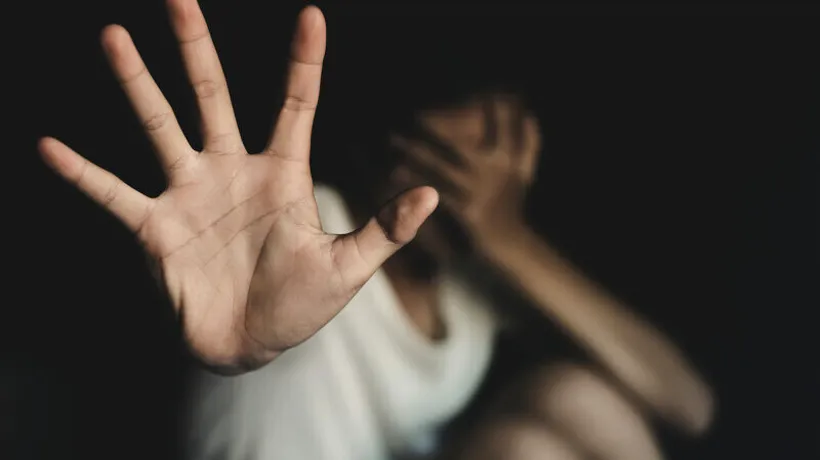 Adolescentă de 15 ani, violată de doi tineri din Timiş. Unul dintre ei urma să se facă poliţist