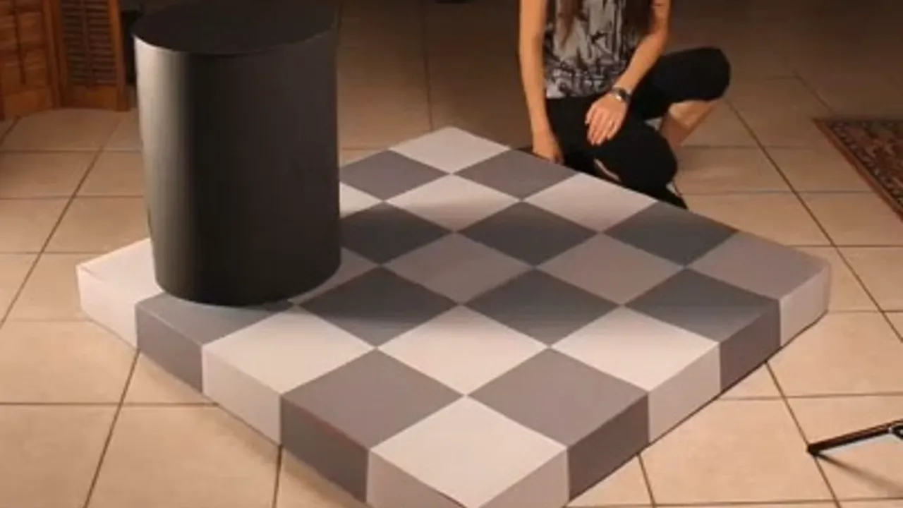 Ce vezi? Iluzii optice care te fac să ai halucinații