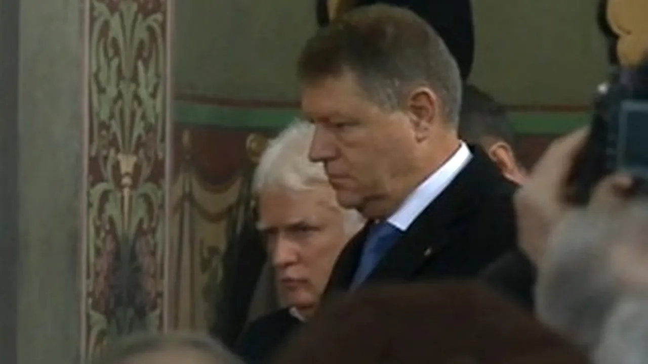 Klaus Iohannis a participat duminică la liturghia ortodoxă. „Voi fi prezent, periodic, la ceremoniile religioase ale cultelor legal recunoscute
