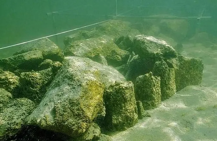 adancuri, cercetatori, civilizatii, mare