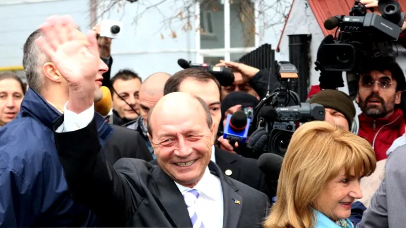 ULTIMA POZĂ a lui Băsescu la Cotroceni. „Asta e țara pe care i-o voi preda lui Klaus Iohannis