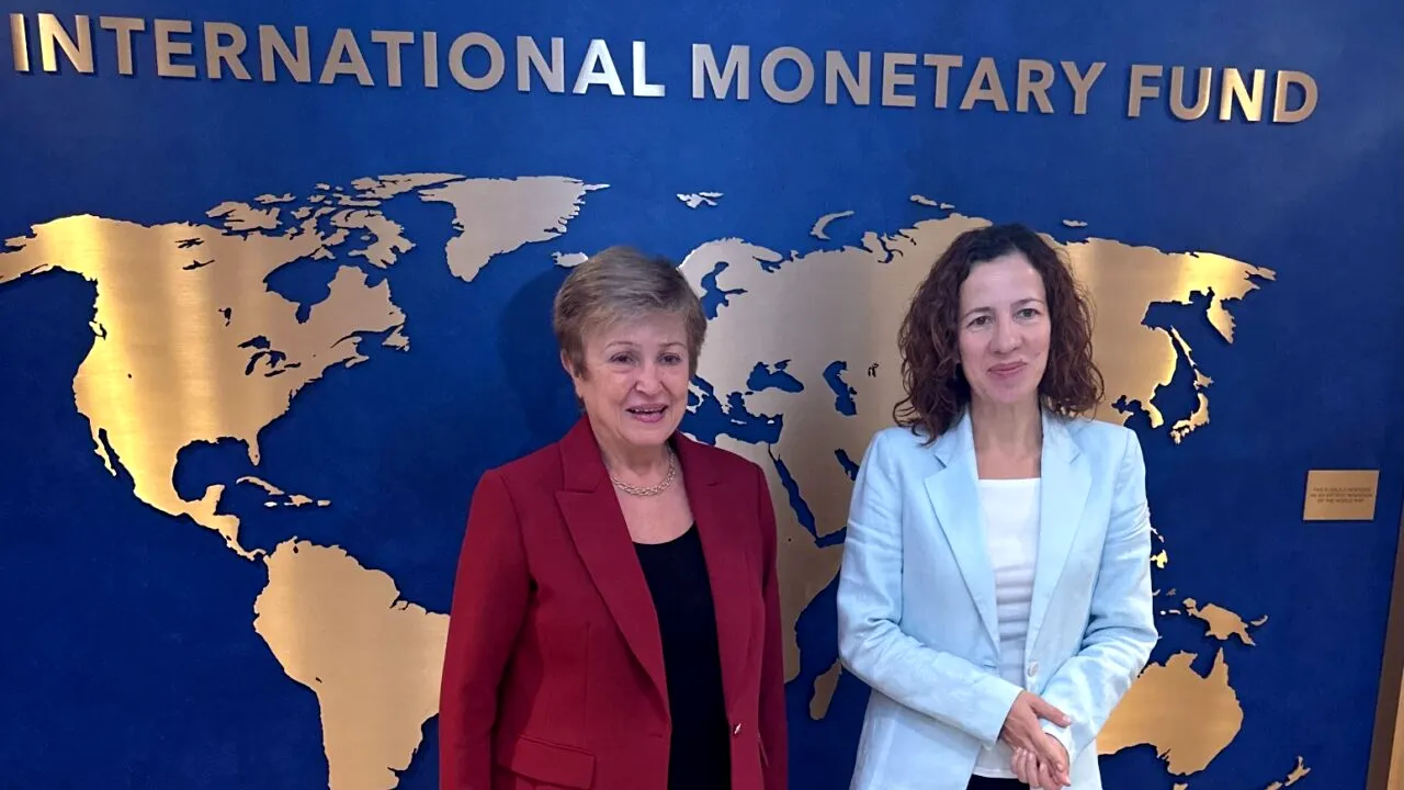 UE și FMI se pregătesc pentru șocul AI. Comisia Europeană caută soluții pentru angajații înlocuiți de inteligența artificială