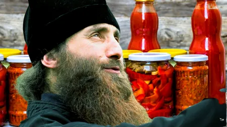 Rețetă de ZACUSCĂ mănăstirească. Ingredientul secret păstrat din vremuri străvechi, dezvăluit de calugării de la Mănăstirea Dervent