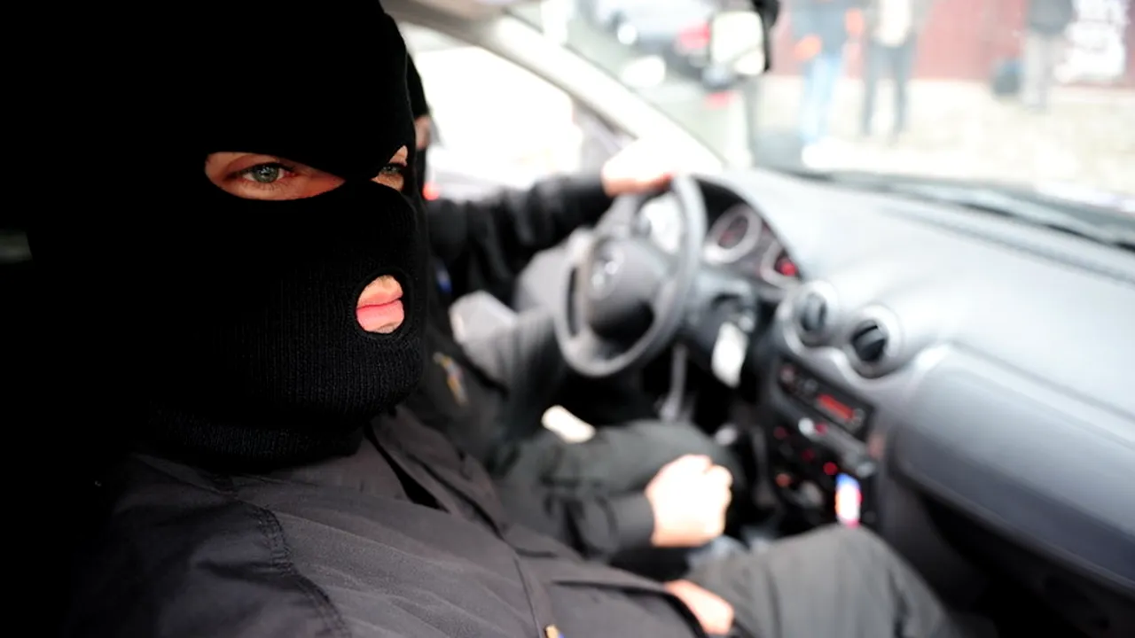 Percheziții în Caraș-Severin, Timiș și Mehedinți, la persoane suspectate de evaziune fiscală