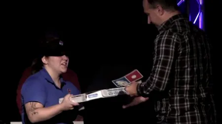 Câți bani a primit o tânără din SUA, care a mers să livreze o pizza la o biserică