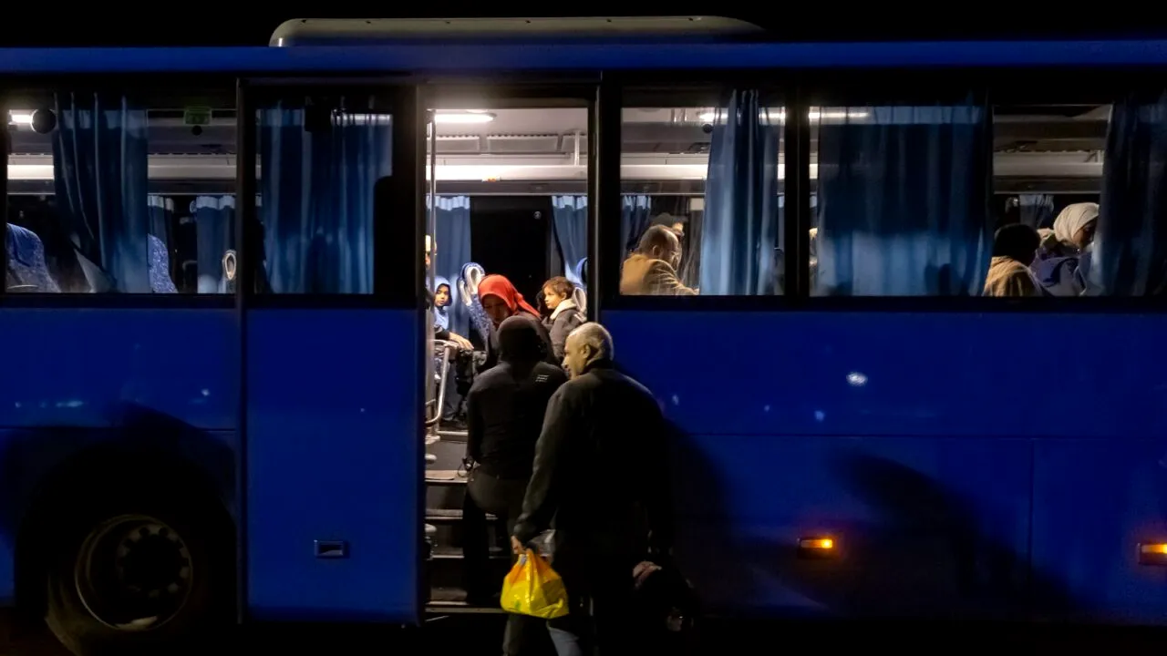 Cetățeni români și membri ai famiilor acestora, EVACUAȚI din Fâșia Gaza. Precizările MAE