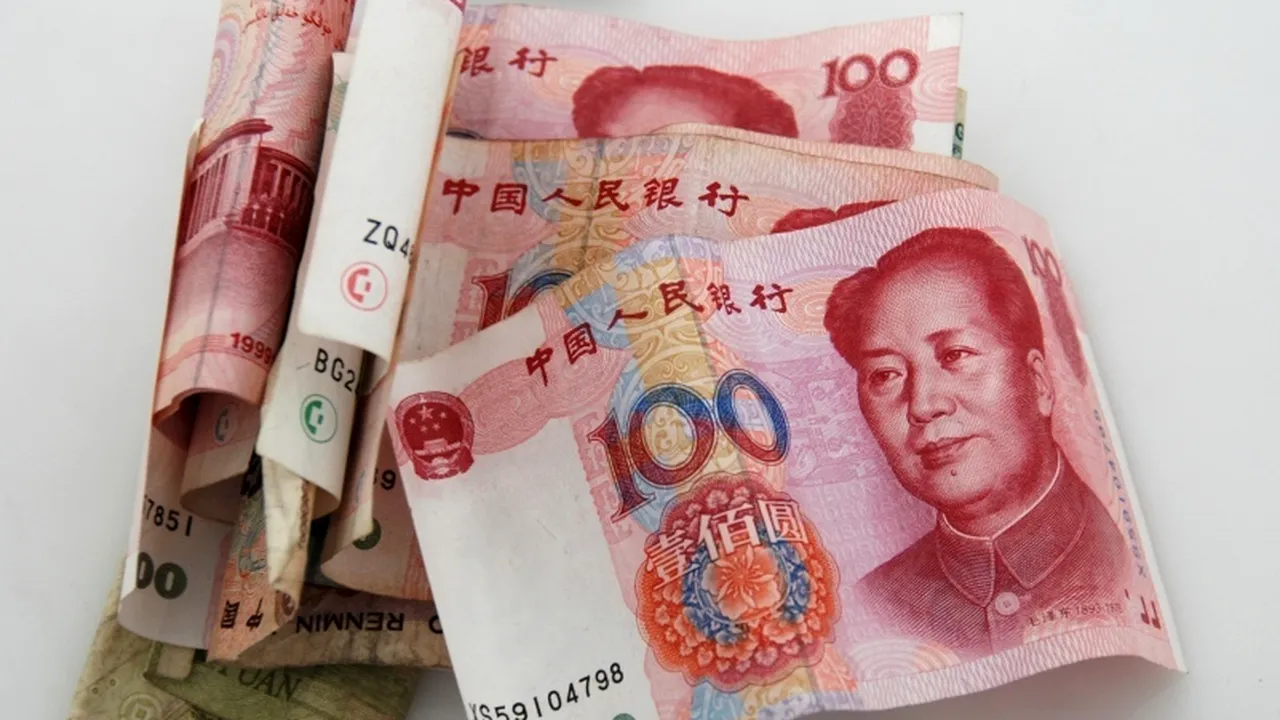 China, amenințată de o criză majoră a datoriilor. 