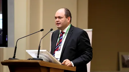 Președintele Consiliului Fiscal consideră că veniturile din taxa pe stâlp nu acoperă tăierea CAS