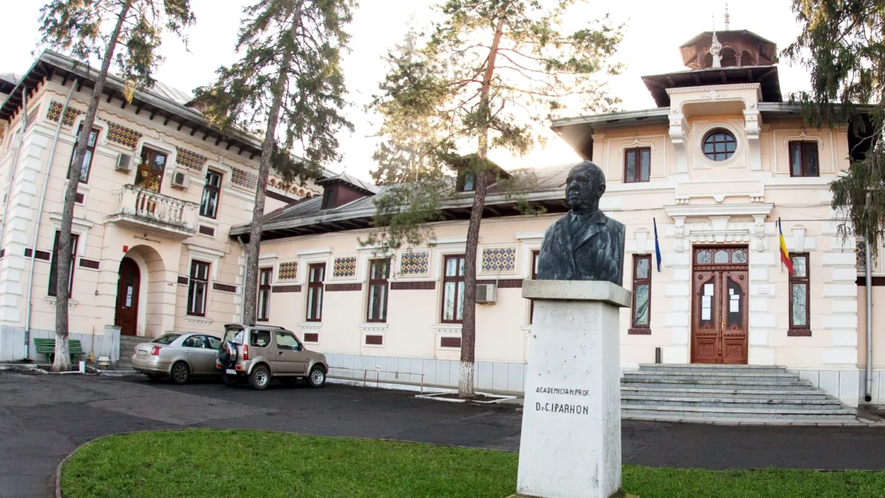 Fostul manager al Institutului de Psihiatrie „Socola”, trimis în judecată de DNA pentru un prejudiciu de 500.000 lei