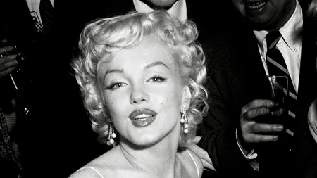 Fotografii inedite cu Marilyn Monroe, scoase la licitație. Ce secret ascund acestea