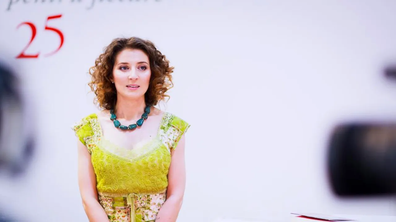 Avocata Eliza Ene Corbeanu lansează cel de-al treilea volum al seriei „Viața la curte”