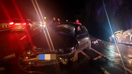 Un mort și cinci răniți după impactul între două mașini pe Valea Oltului