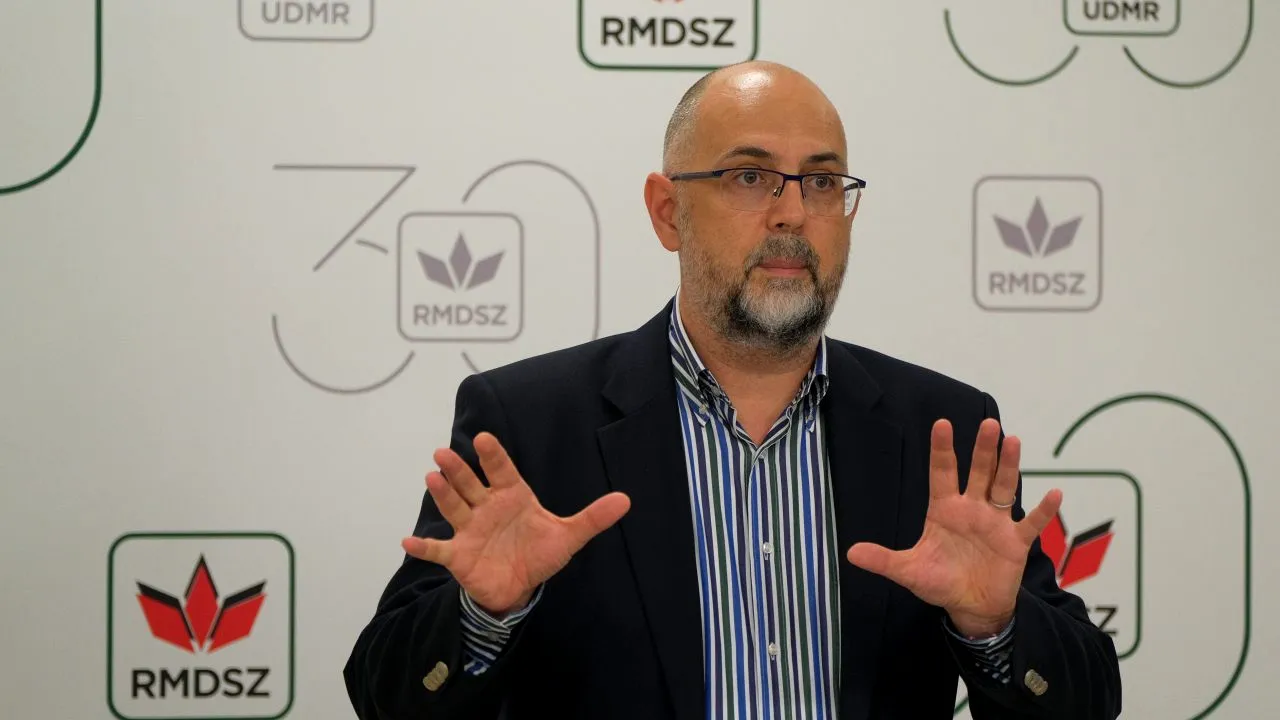 Kelemen Hunor: „Veto-ul Austriei este o atitudine incorectă, arătând un joc politic mizerabil. Este o decizie mizerabilă împotriva fiecărui cetățean român”
