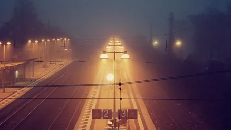 Caz tragic în Hunedoara. Un copil de 12 ani a murit electrocutat pe un tren din Gara Petroşani