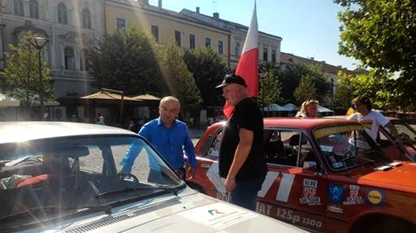 Emil Boc, la volanul unei Dacii 1300 cu turiști din Polonia: Benzinește, scânteiește dar nu pornește
