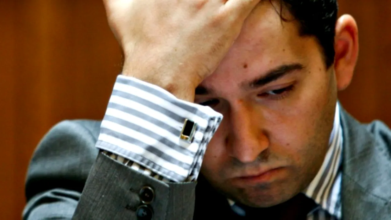 Liberalii îi dau o nouă lovitură ministrului Voinea. 