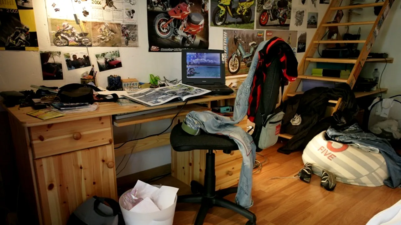 Ce a găsit o menajeră în camera unui adolescent. 