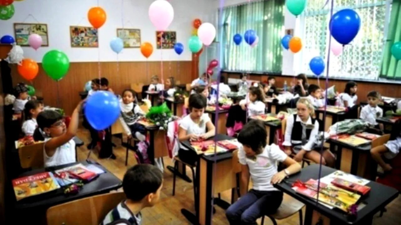 Cum ar putea arăta anul școlar 2014 - 2015: 177 de zile de cursuri și 34 de zile de vacanță