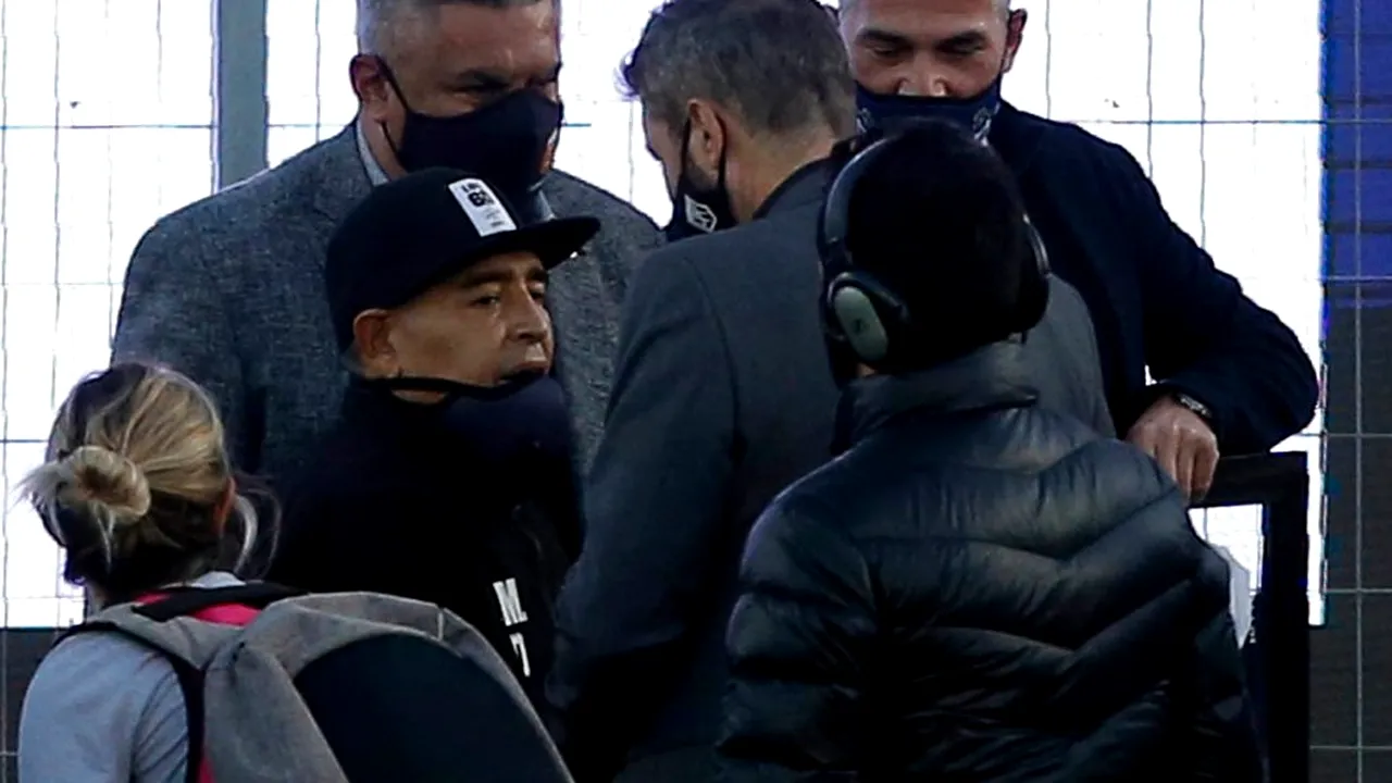 Diego Maradona, internat într-o clinică din Argentina după ce a fost în autoizolare din cauza coronavirusului: Care este starea celebrului fotbalist