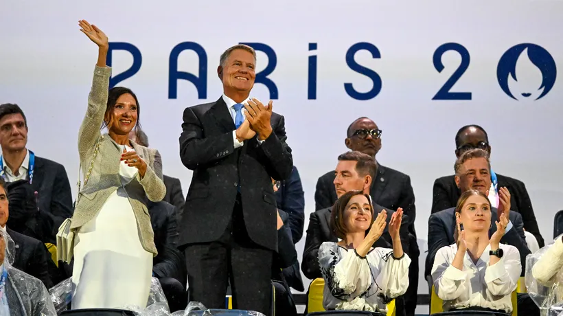 Klaus Iohannis și Maia Sandu au urmărit împreună ceremonia de la Paris. Cu ce era ÎMBRĂCATĂ președintele Republicii Moldova