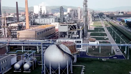 GAZPROM este interesat de OLTCHIM. Privatizarea a fost amânată la solicitarea rușilor, dar și din cauza lui Dan Diaconescu
