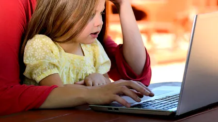 Interzicerea accesului adolescenților sub 16 ani la rețelele sociale, pe lista proiectelor UE