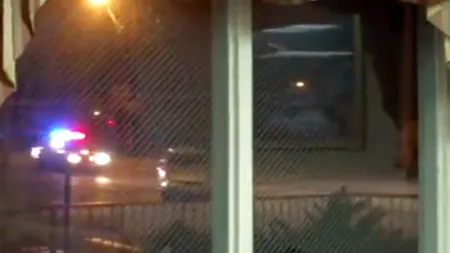 VIDEO viral. Ce se întâmplă în momentul în care un bărbat filmează o urmărire de mașini