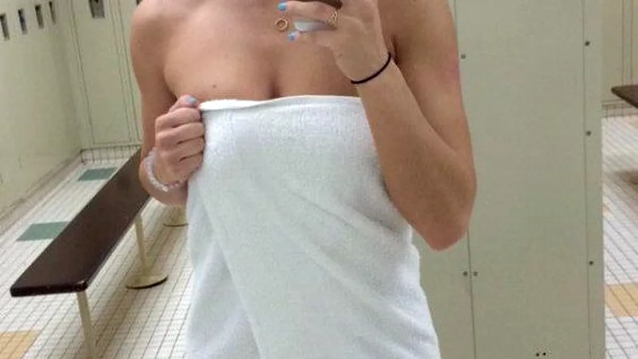 Această tânără are răspunsul potrivit pentru cei care cer poze nud în aplicațiile de chat - FOTO