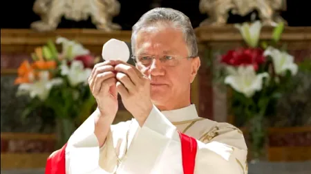 A murit Gheorghe Miclăuș, preotul românilor din Torino