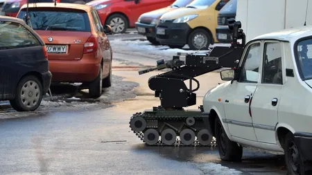 Un mall din Timișoara evacuat, după primirea unui apel privind amplasarea unei bombe