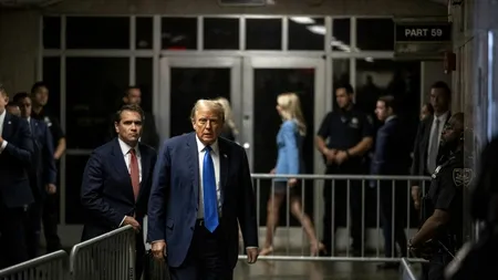 Trump consideră ”INGERINȚE ELECTORALE” procesele penale care îl vizează /”Este o rușine și provine de la Washington”