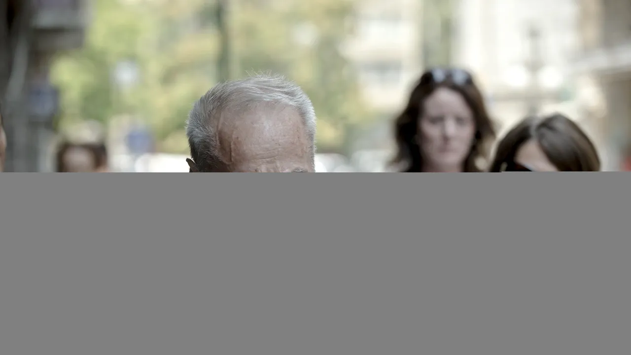MÂNIE. La 88 de ani, TORȚIONARUL VIȘINESCU dă cu pumnul ca în tinerețe: „Futu-ți Cristosu' mă-tii să-ți fut