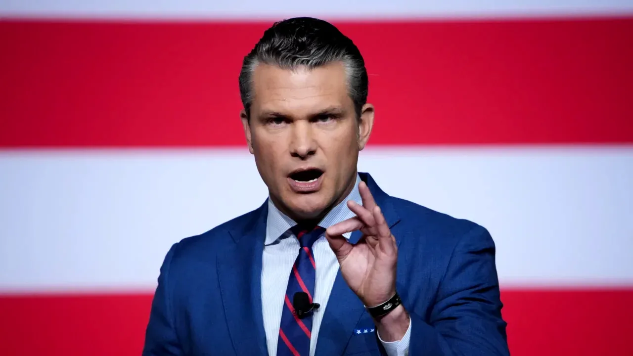 Care sunt achizițiile pentagonului din anul 2025. Homar și crab în valoare de 9 milioane de dolari, mobilă sau un pian Steinway