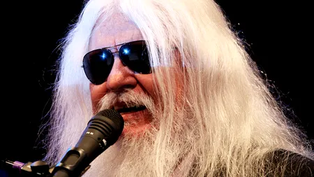 Unul dintre cei mai cunoscuți cântăreți și producători din lume a murit