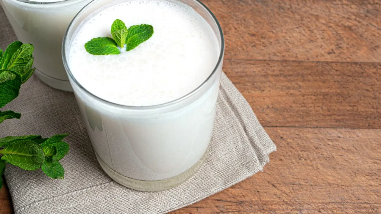 Ce se întâmplă în corpul tău dacă mănânci IAURT în fiecare zi. Avertismentul nutriționiștilor privind consumul excesiv