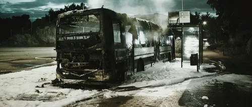 Autobuz cu 30 de pasageri, în flăcări pe DN14, în Sibiu!