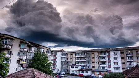 UPDATE. Avertizare meteo pentru mai bine de jumătate de țară. Care sunt regiunile și fenomenele vizate / Mesaj RO-ALERT în București
