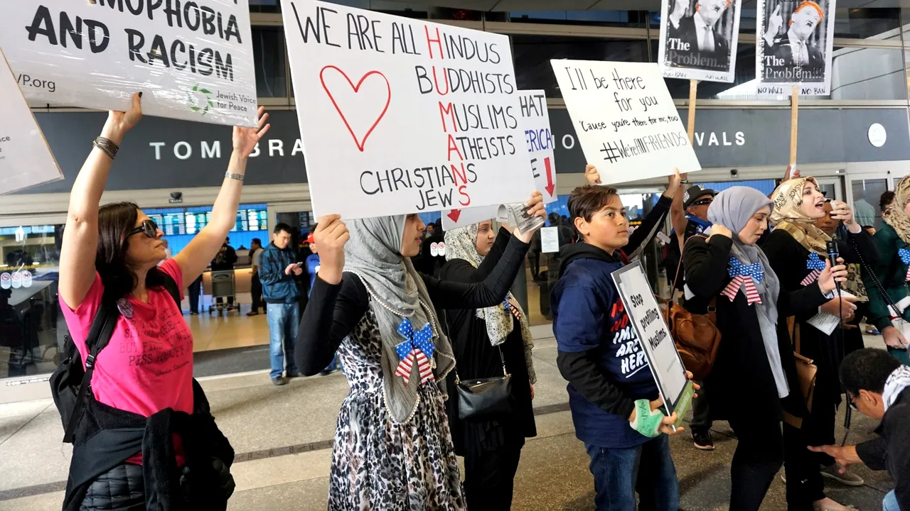 Statul american Hawaii va contesta noua ordonanță antiimigrație a lui Donald Trump