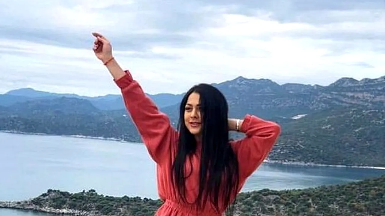 TRAGIC. O tânără a murit după ce a căzut de pe o stâncă. Ea voia să facă o poză spectaculoasă cu care să sărbătorească ieșirea din izolare