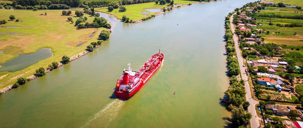 Incident naval tragic pe Canalul Sulina. O persoană a murit, după ce două nave s-au ciocnit