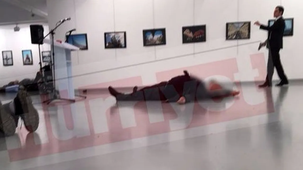 Ambasadorul Rusiei în Turcia a fost împușcat mortal. Reacția lui Putin VIDEO