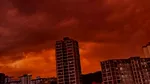 Imagini apocaliptice în Venezuela. Cerul s-a colorat în roșu deasupra Caracasului. Explicația științifică a fenomenului care a stârnit panică