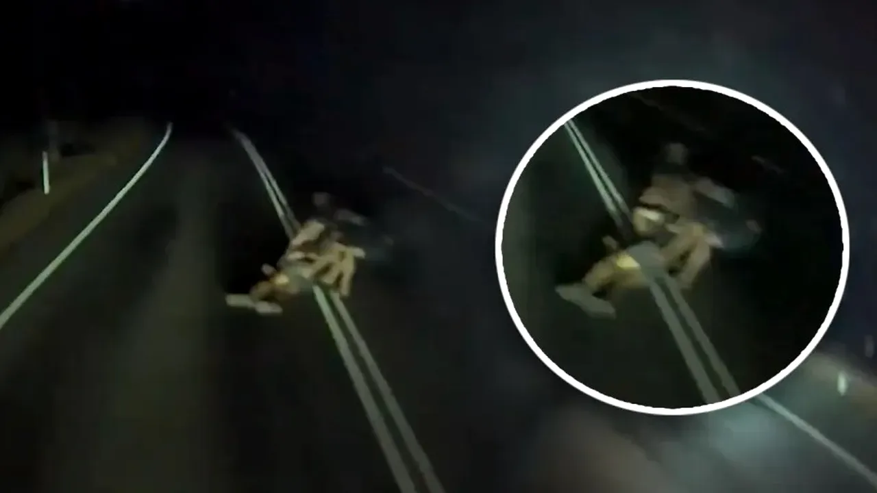 Filmarea ȘOCANTĂ surprinsă de o cameră de bord pe un drum din Australia. „Am senzația aia de genul «Știu ce ai făcut vara trecută»”