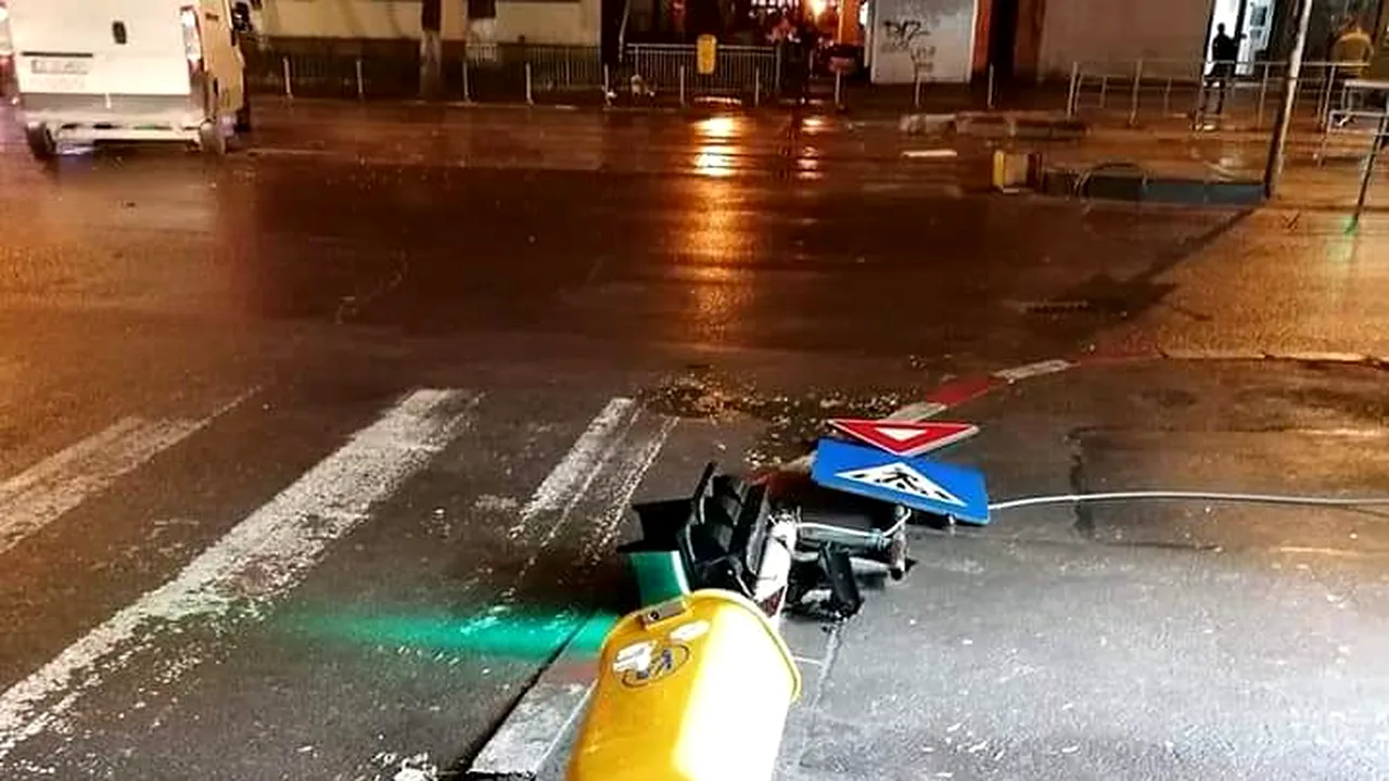 De noaptea minții! Cum au rezolvat autoritățile cazul unui semafor doborât de viscol