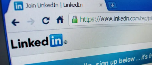 Facebook atacă rețeaua LinkedIn