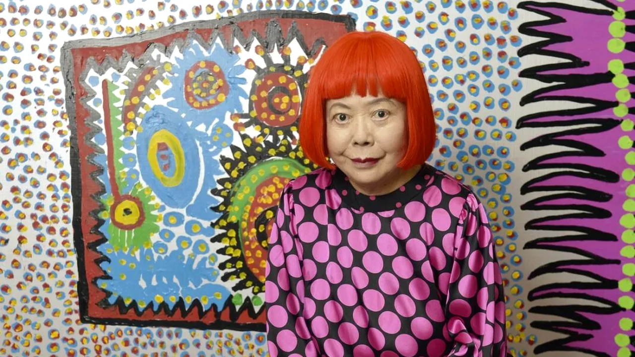 Celebra artista de avangardă Yayoi Kusama, ”Regina Bulinelor”, a murit la vârsta de 97 de ani