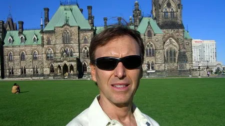 Un tânăr creat isterie în lumea întreagă cu ultima sa invenție. A făcut milioane de dolari într-un timp record